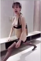 白皙淫娃一字马开腿热身，惨遭男友口爆颜射双重高潮！